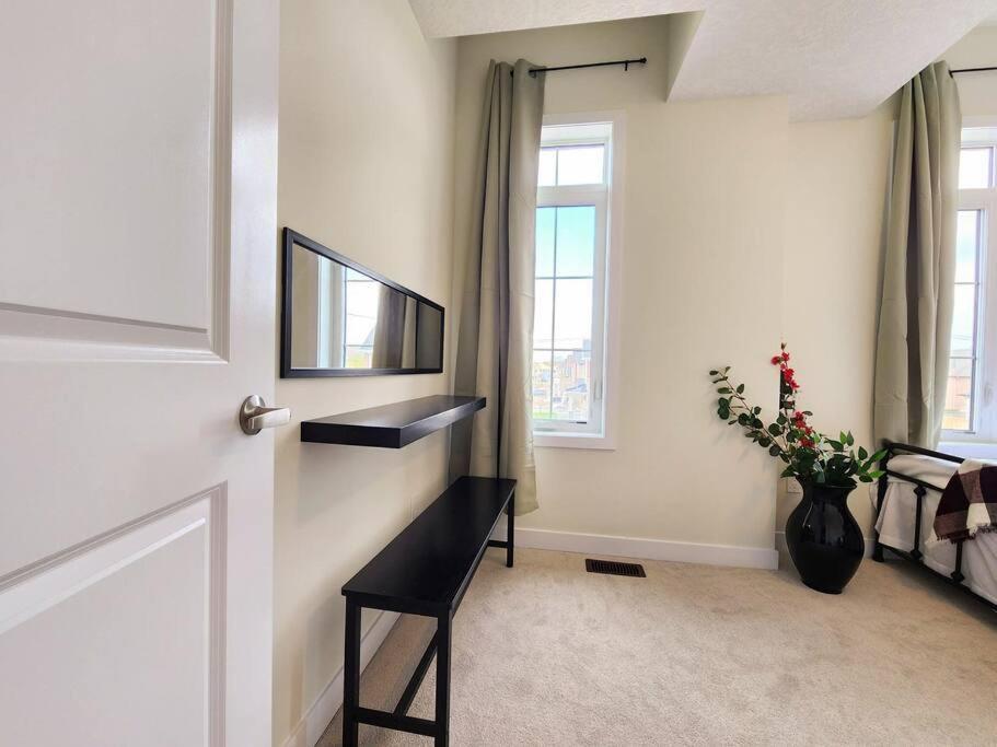 The Cozy Nest Villa Cambridge Exterior photo